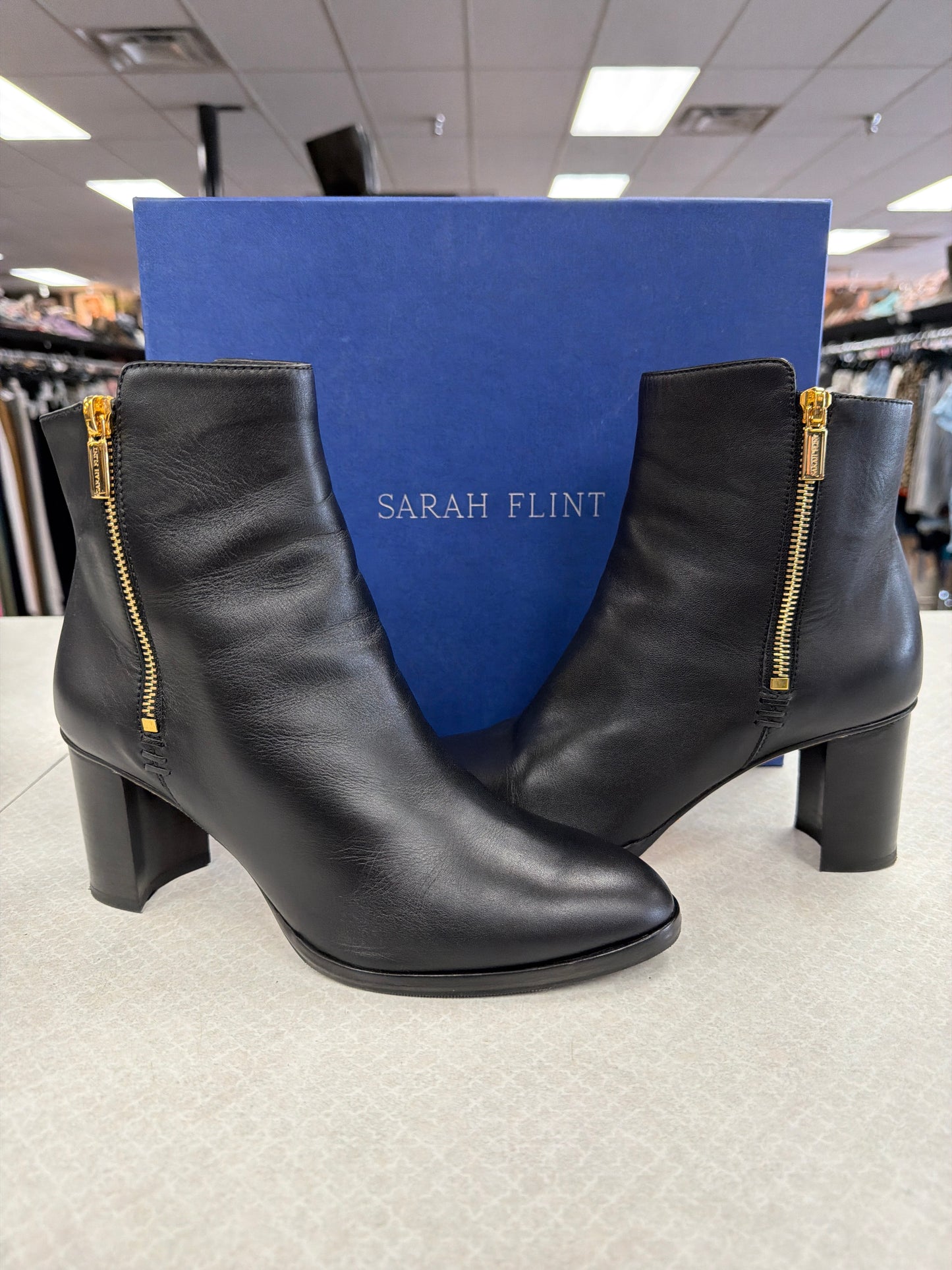 Boots Ankle Heels By Cma In Black, Size:8