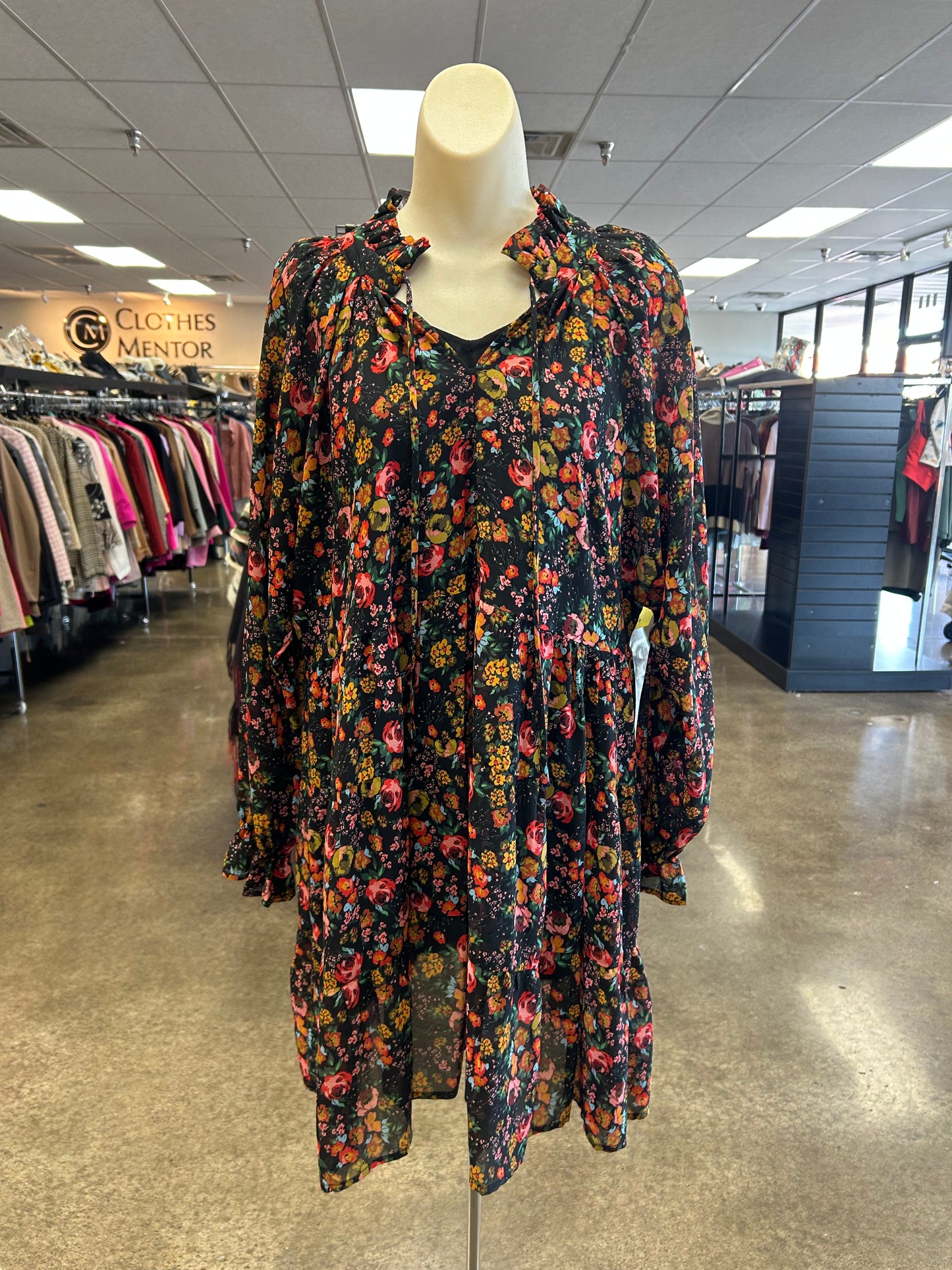 Dress Casual Short By Vici In Floral Print, Size:M