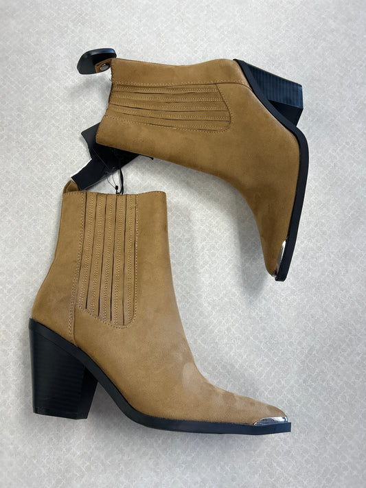 BOOTS ANKLE HEELS by FOREVER 21 In TAN, Size: 8