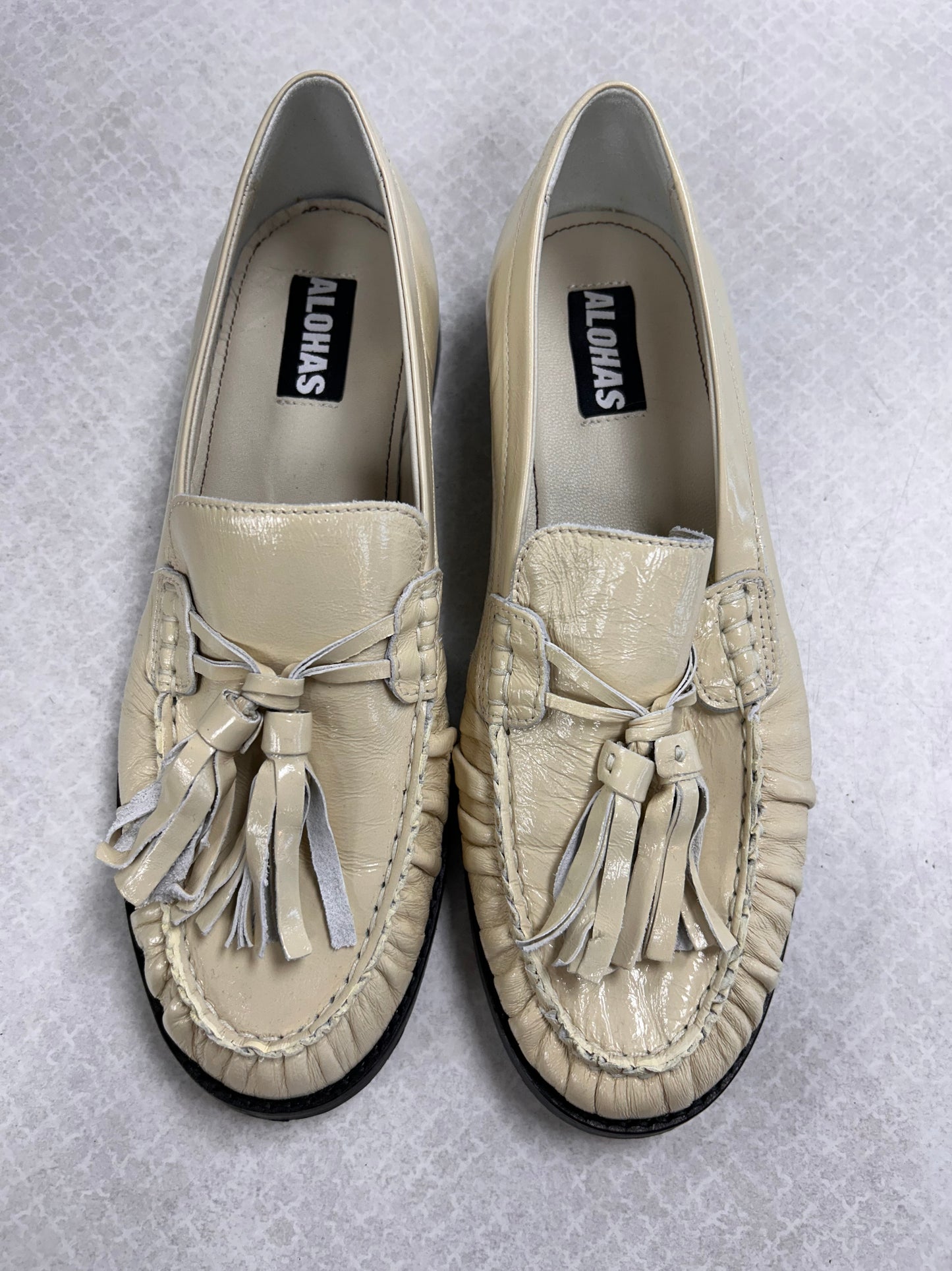 Shoes Flats By ALOHAS In Cream, Size:7