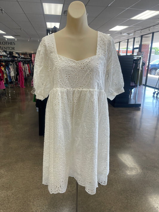 Dress Casual Short By Chelsea And Violet In White, Size:L
