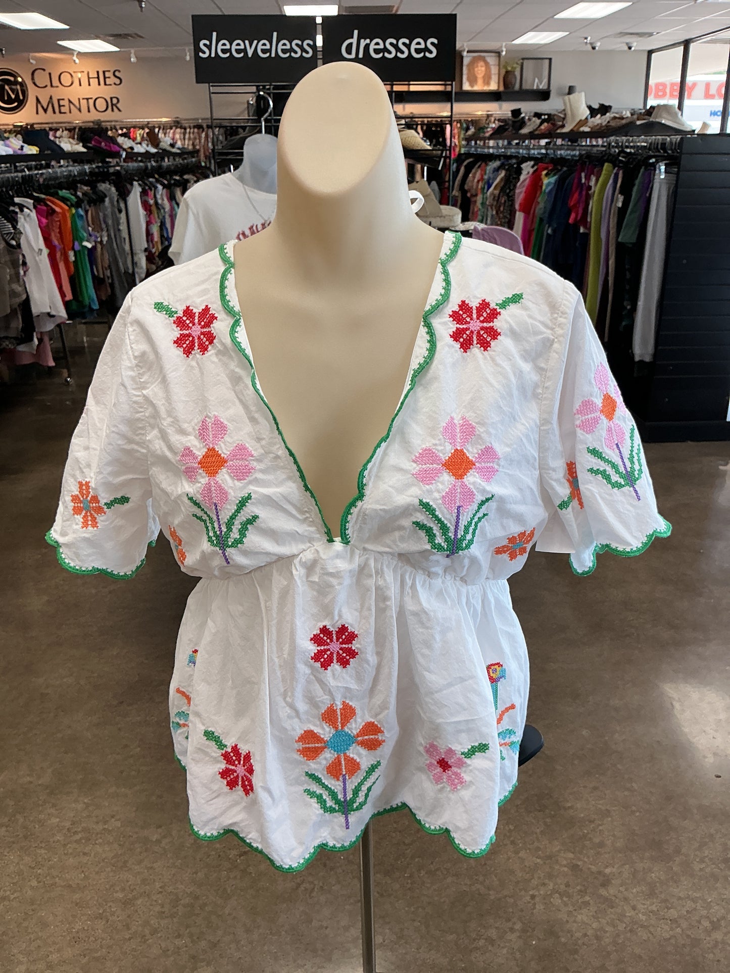 Top Ss By Clothes Mentor In White, Size:M