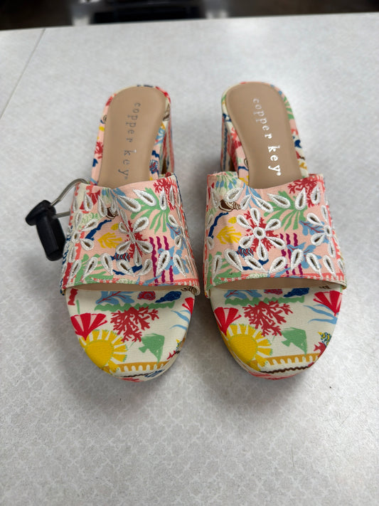 Sandals Heels Block By Copper Key In Tropical Print, Size:7