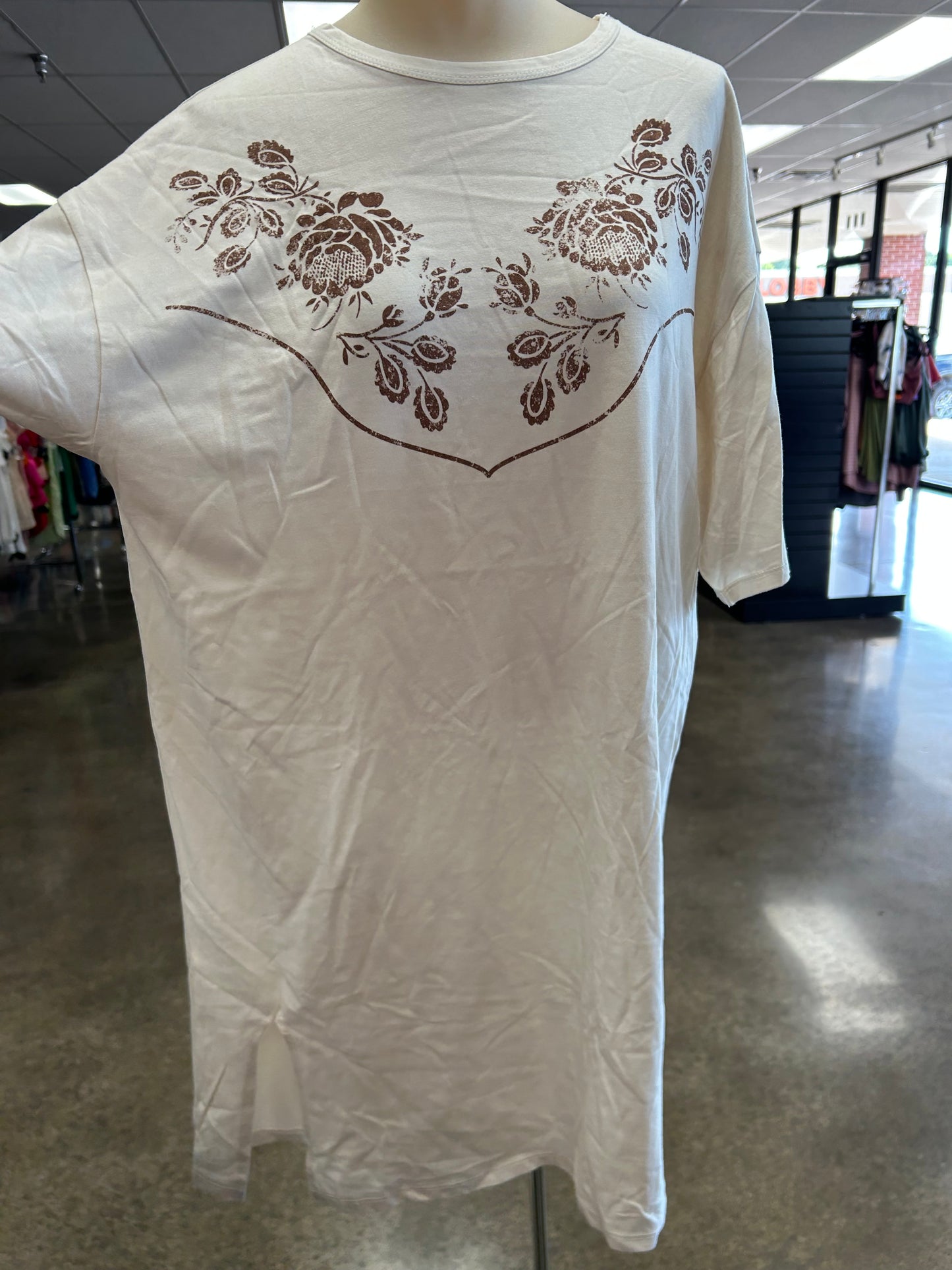Dress Casual Short By Clothes Mentor In Cream, Size:L