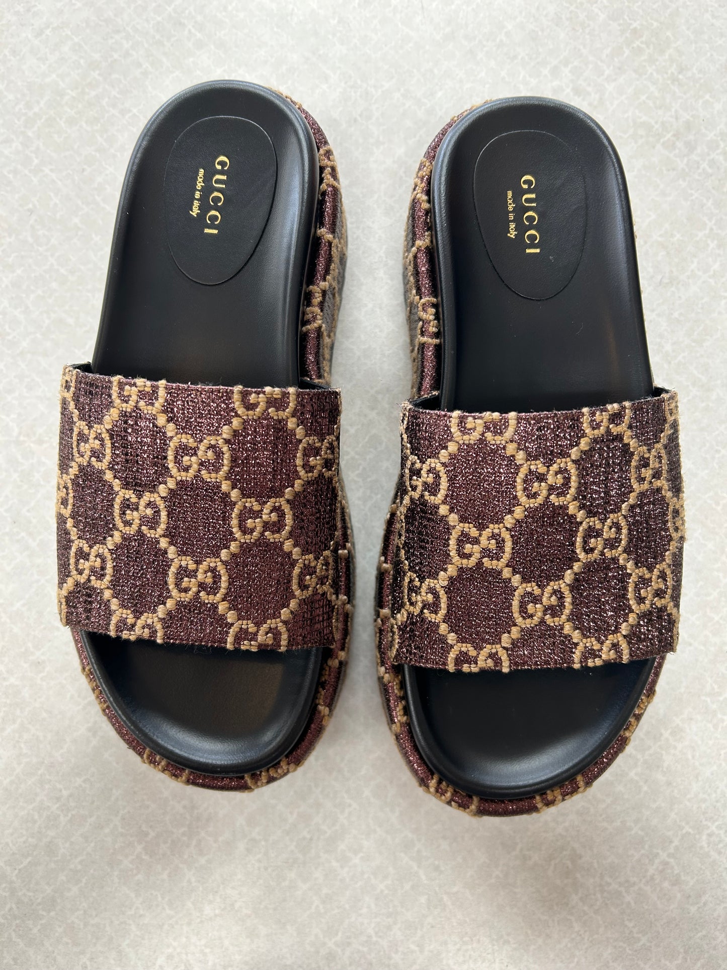 Sandals Luxury Designer By Gucci In Bronze, Size:7.5