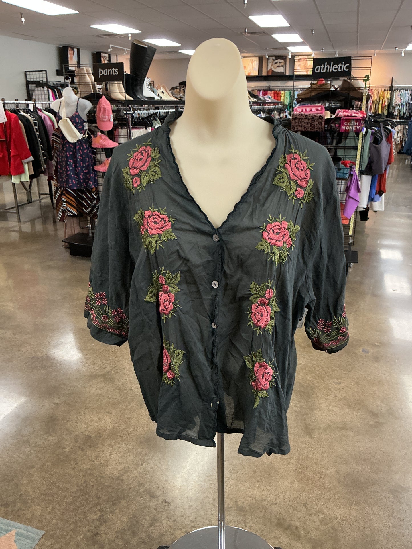 Top Ss By Clothes Mentor In Black, Size:M