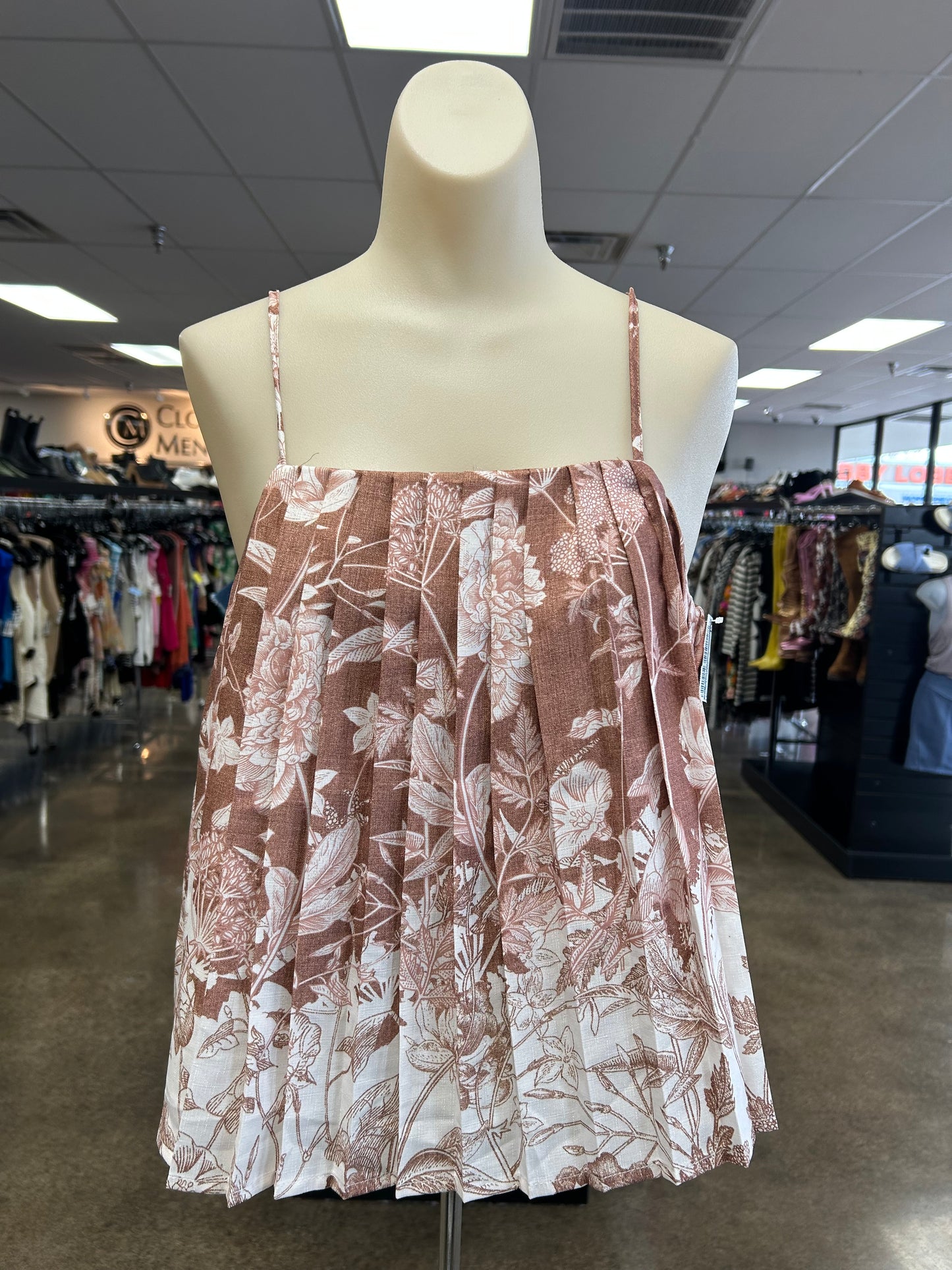 Top Sleeveless By En Saison In Brown, Size:S