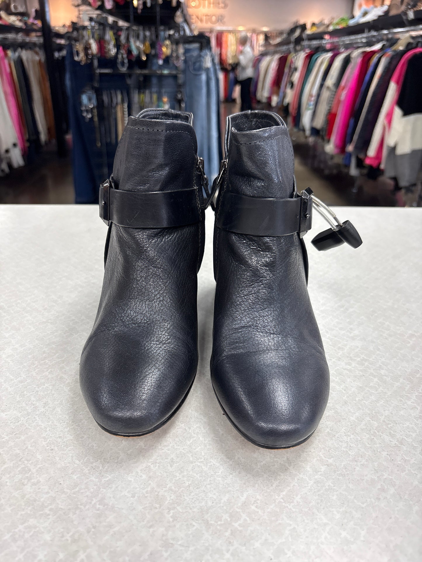 Boots Ankle Heels By Clothes Mentor In Black, Size:7.5