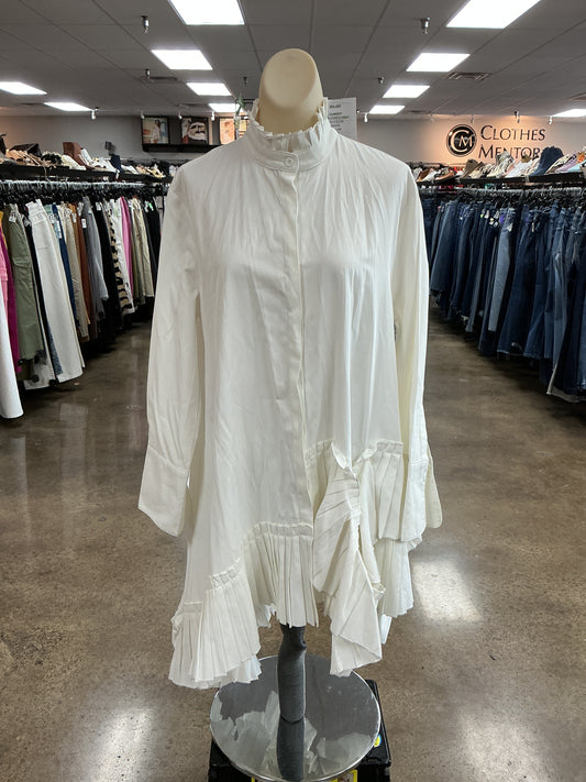 Dress Casual Short By Clothes Mentor In White, Size:S