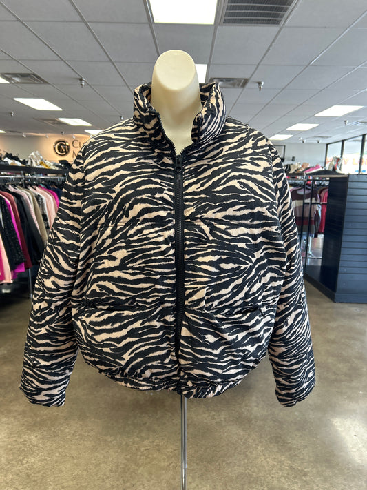 Jacket Puffer & Quilted By Divided In Animal Print, Size:L