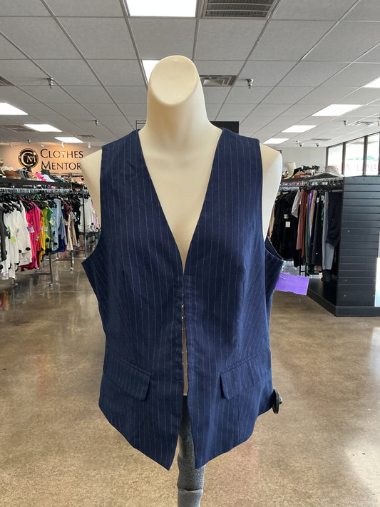 Top Sleeveless By Clothes Mentor In Navy, Size:L