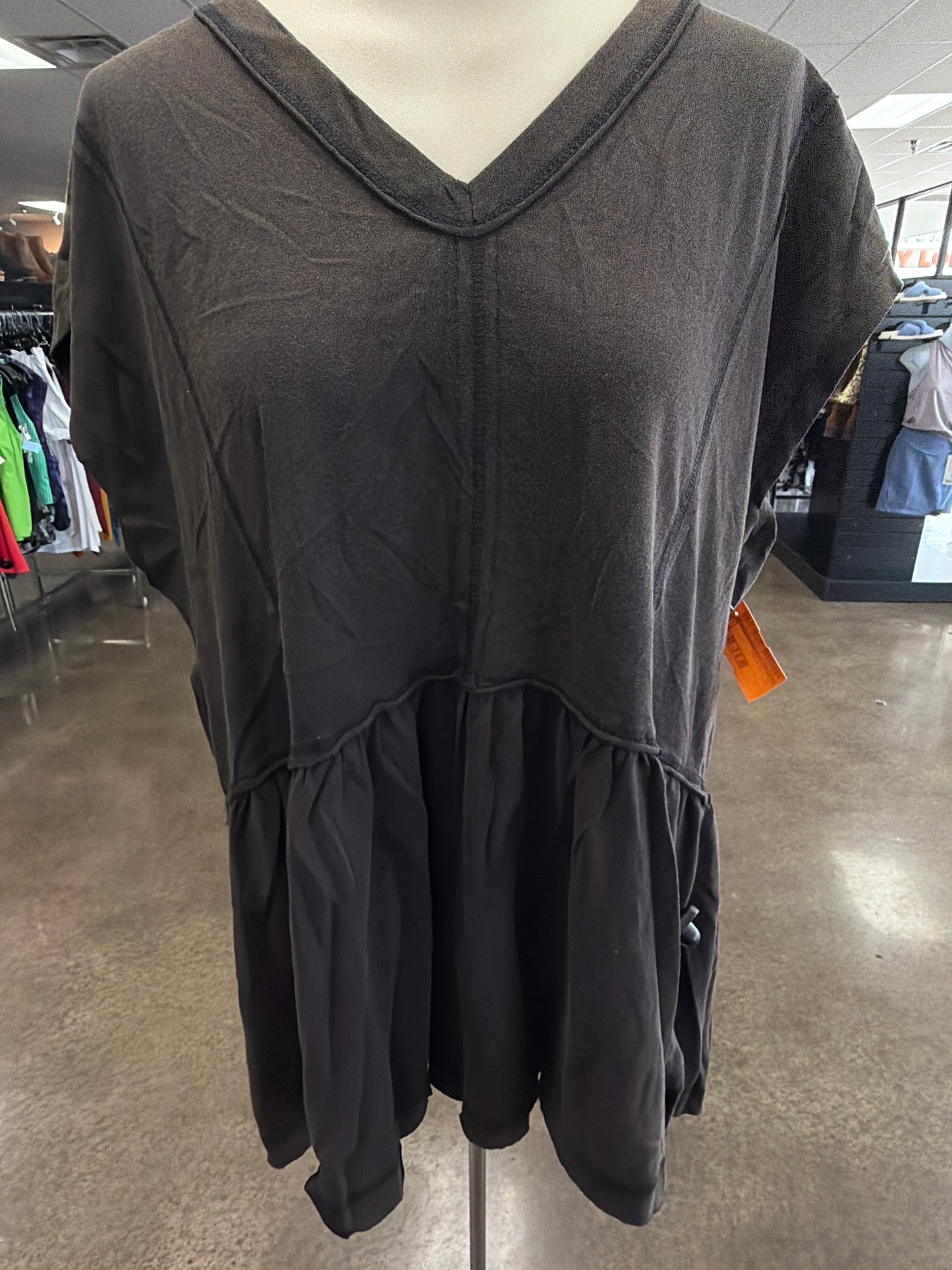 Top Sleeveless By White Birch In Brown, Size:M