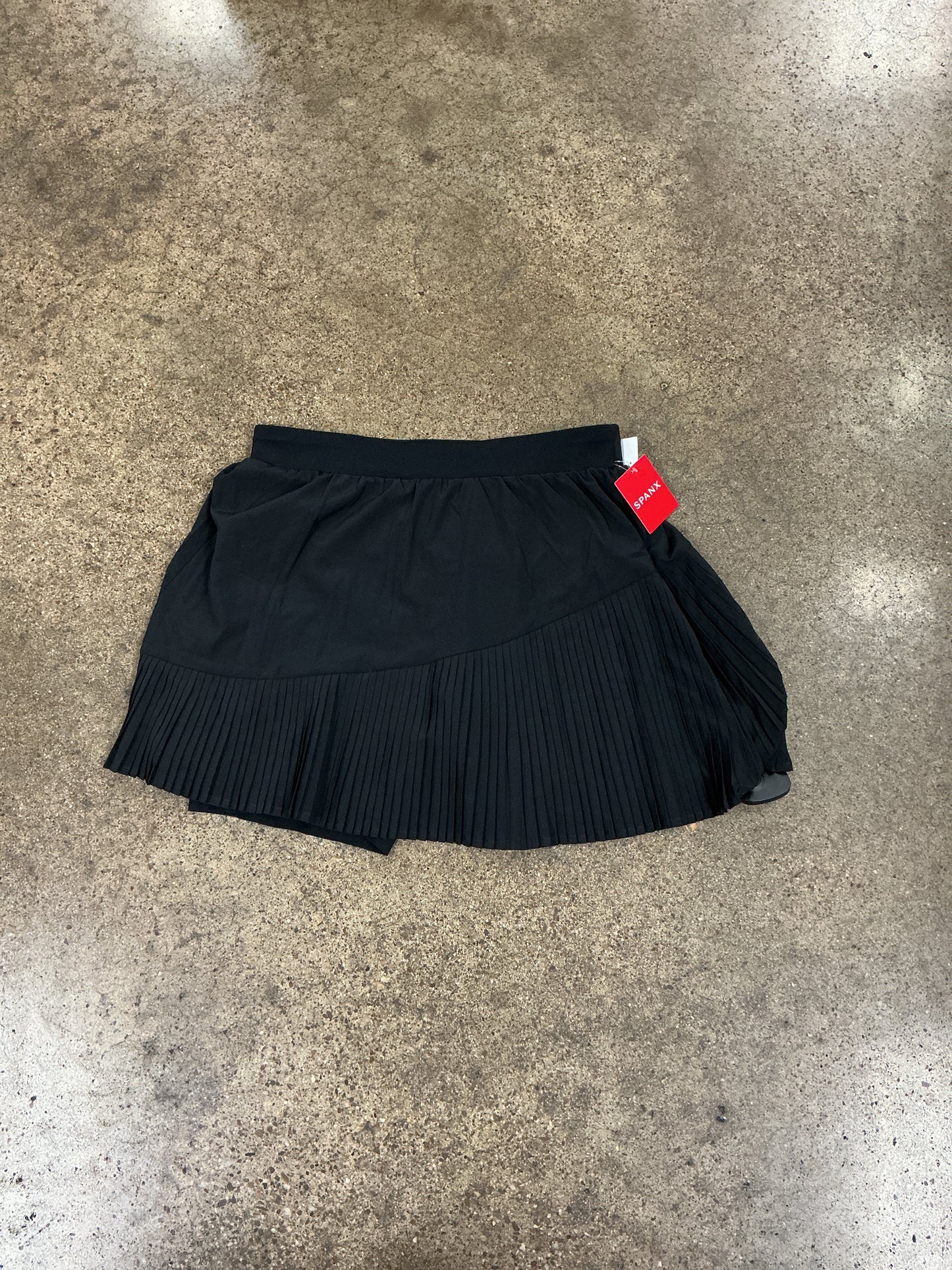 Athletic Skort By Spanx In Black, Size:M