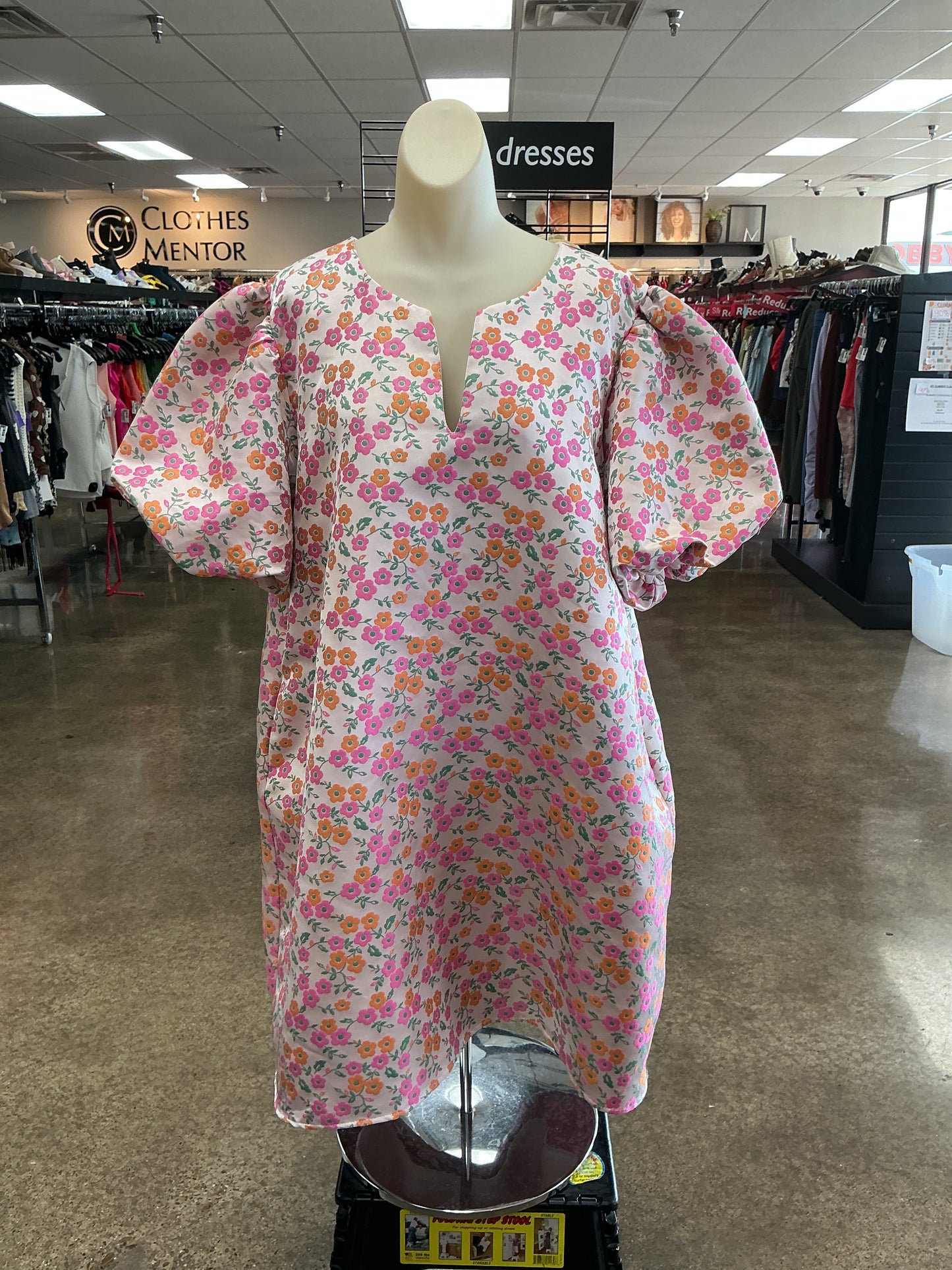 Dress Casual Short By Clothes Mentor In Pink, Size:2X