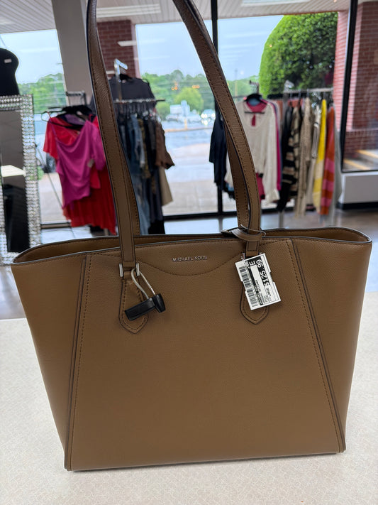 Handbag Designer By Michael Kors In Brown, Size:Large