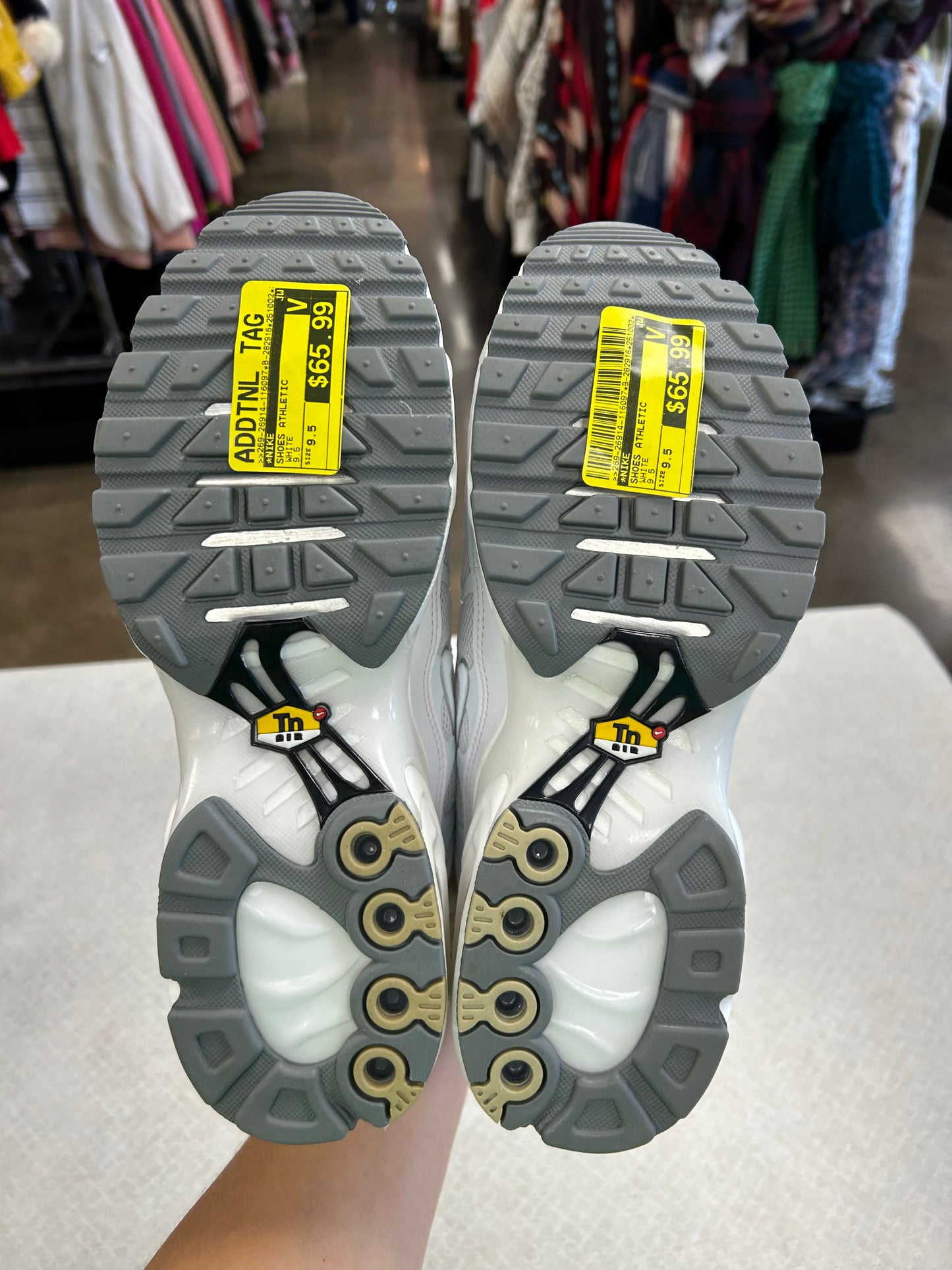 Shoes Athletic By Nike In White, Size:9.5