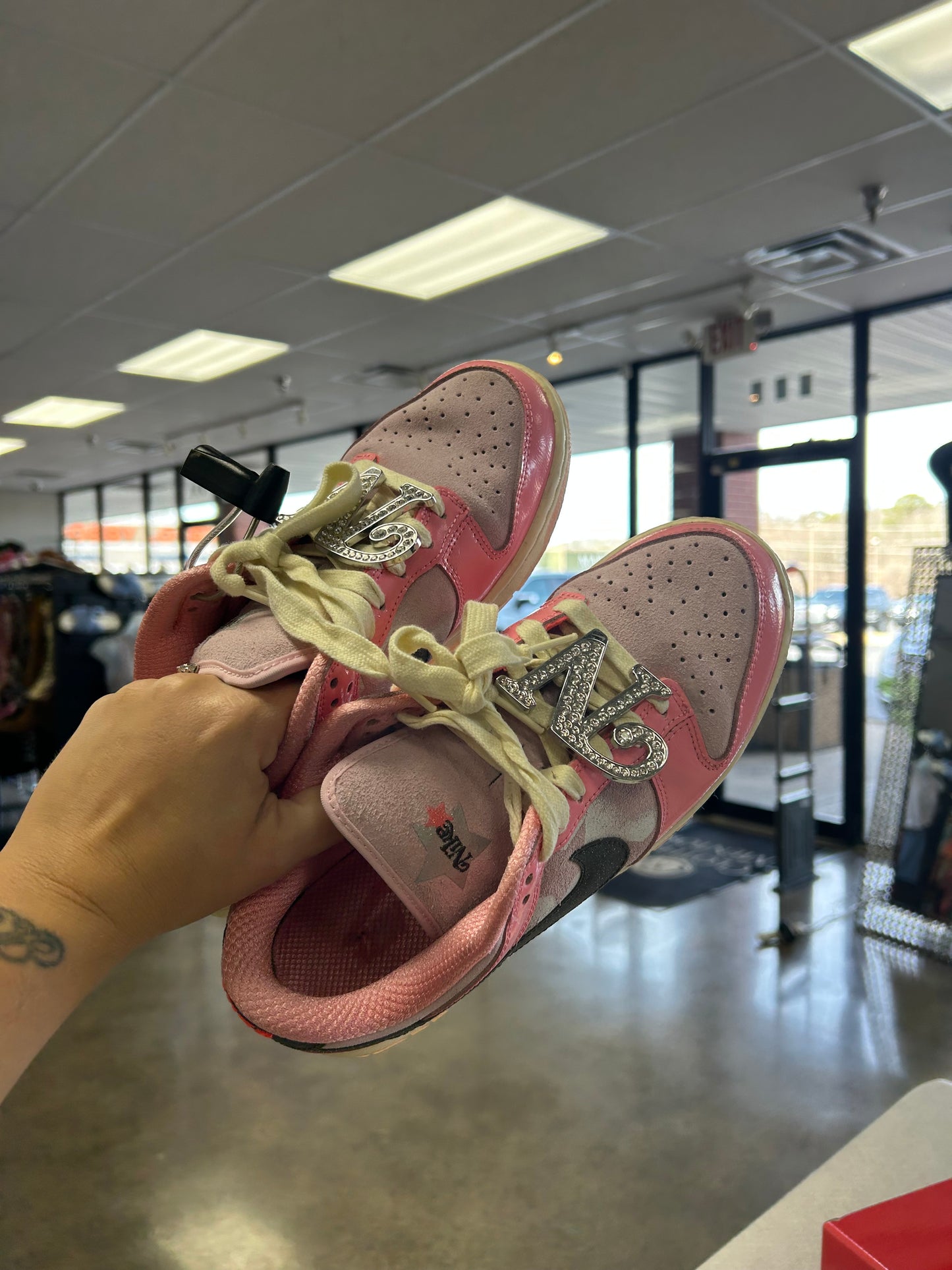 Shoes Sneakers By Nike In Pink, Size:8