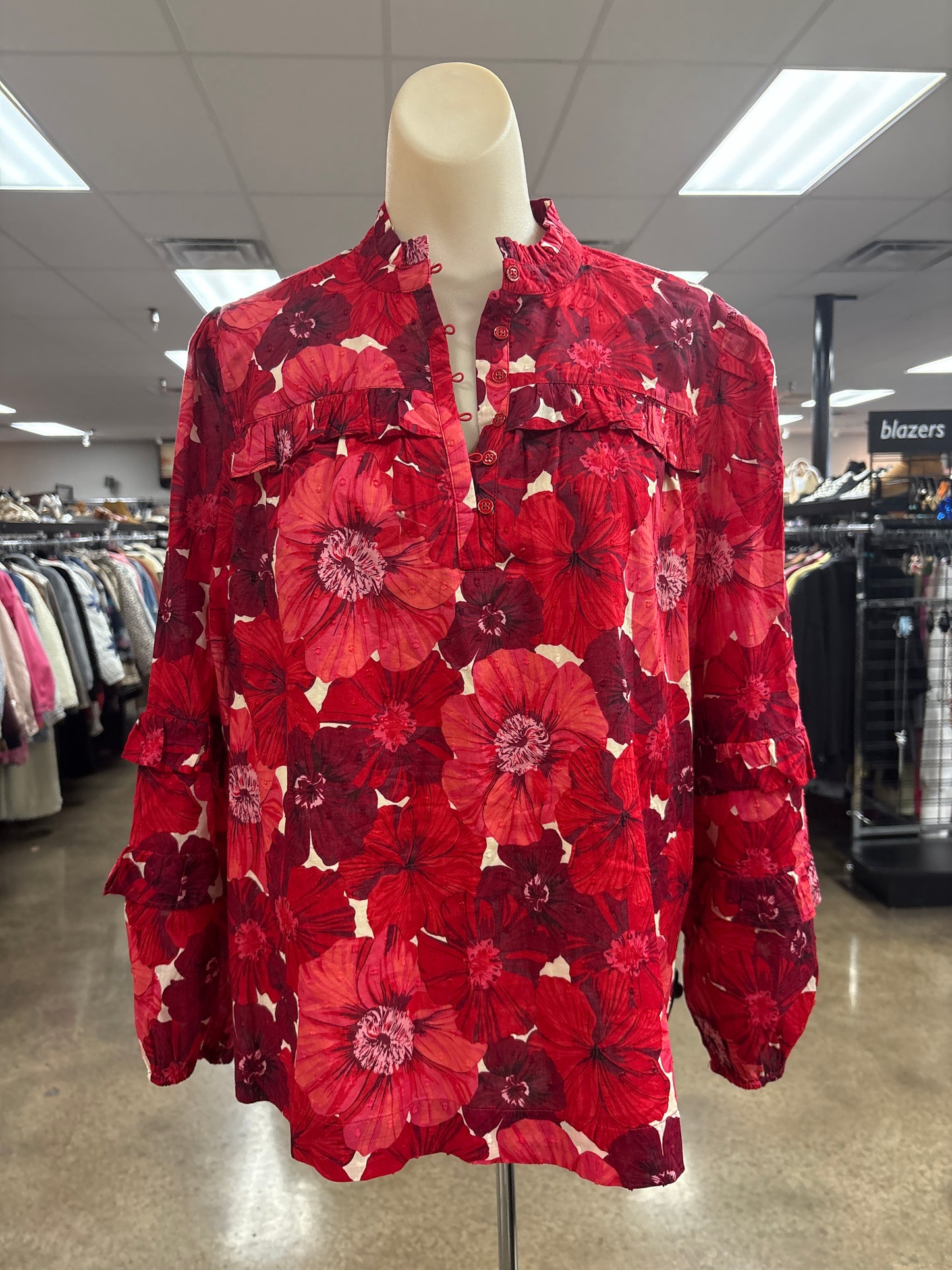 Top Ls By Crown And Ivy In Red, Size:L