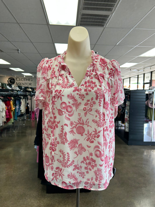 Top Ss By Clothes Mentor In Pink & White, Size:Xs