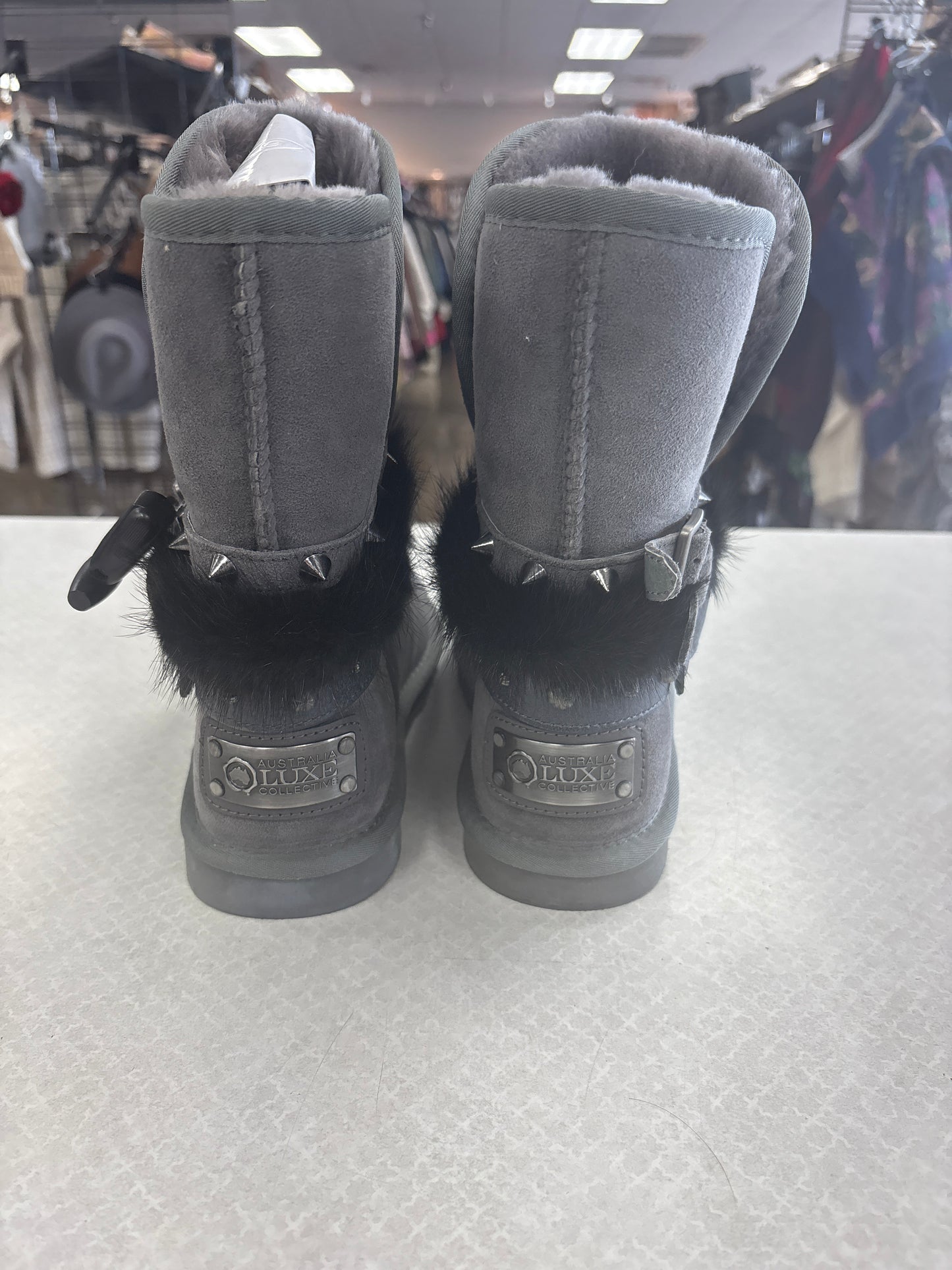 BOOTS ANKLE FLATS by    CLOTHES MENTOR In GREY, Size: 9