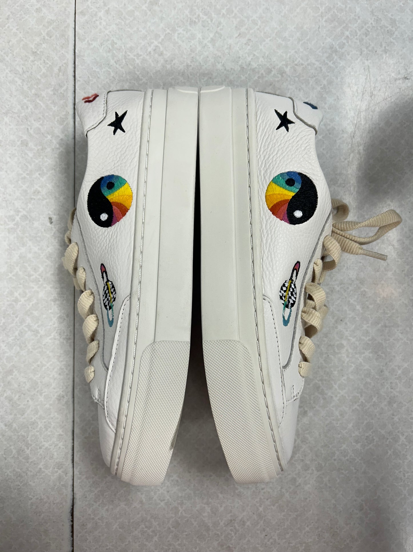 Shoes Sneakers By Soludos In Cream, Size:7.5