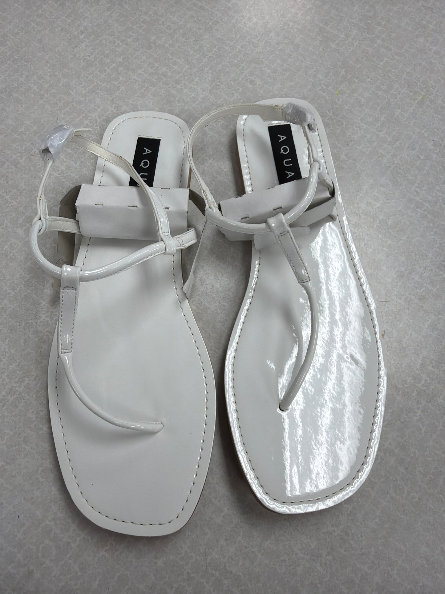 Sandals Flats By Aqua In White, Size:10