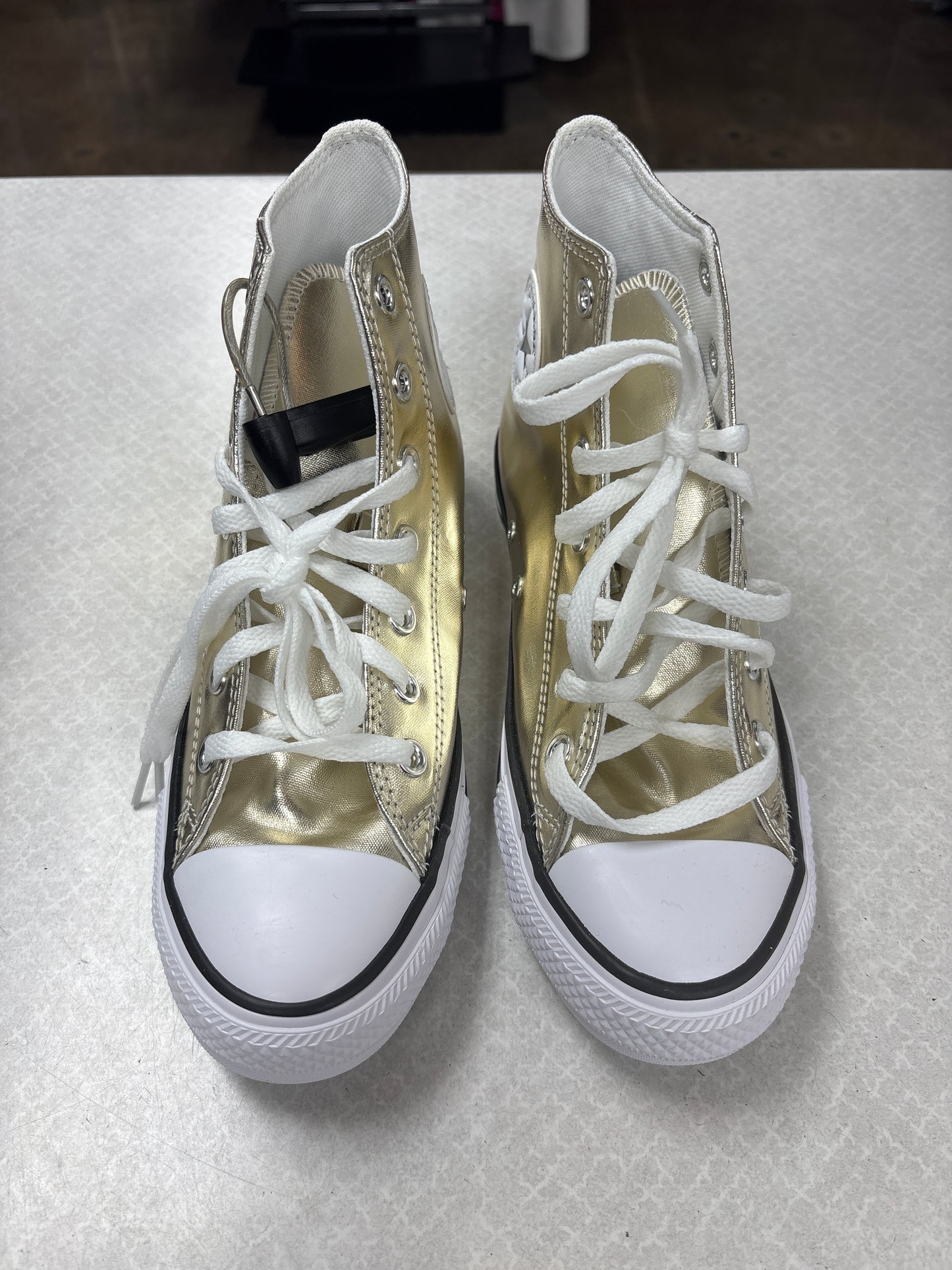 Shoes Sneakers By Converse In Gold, Size:8
