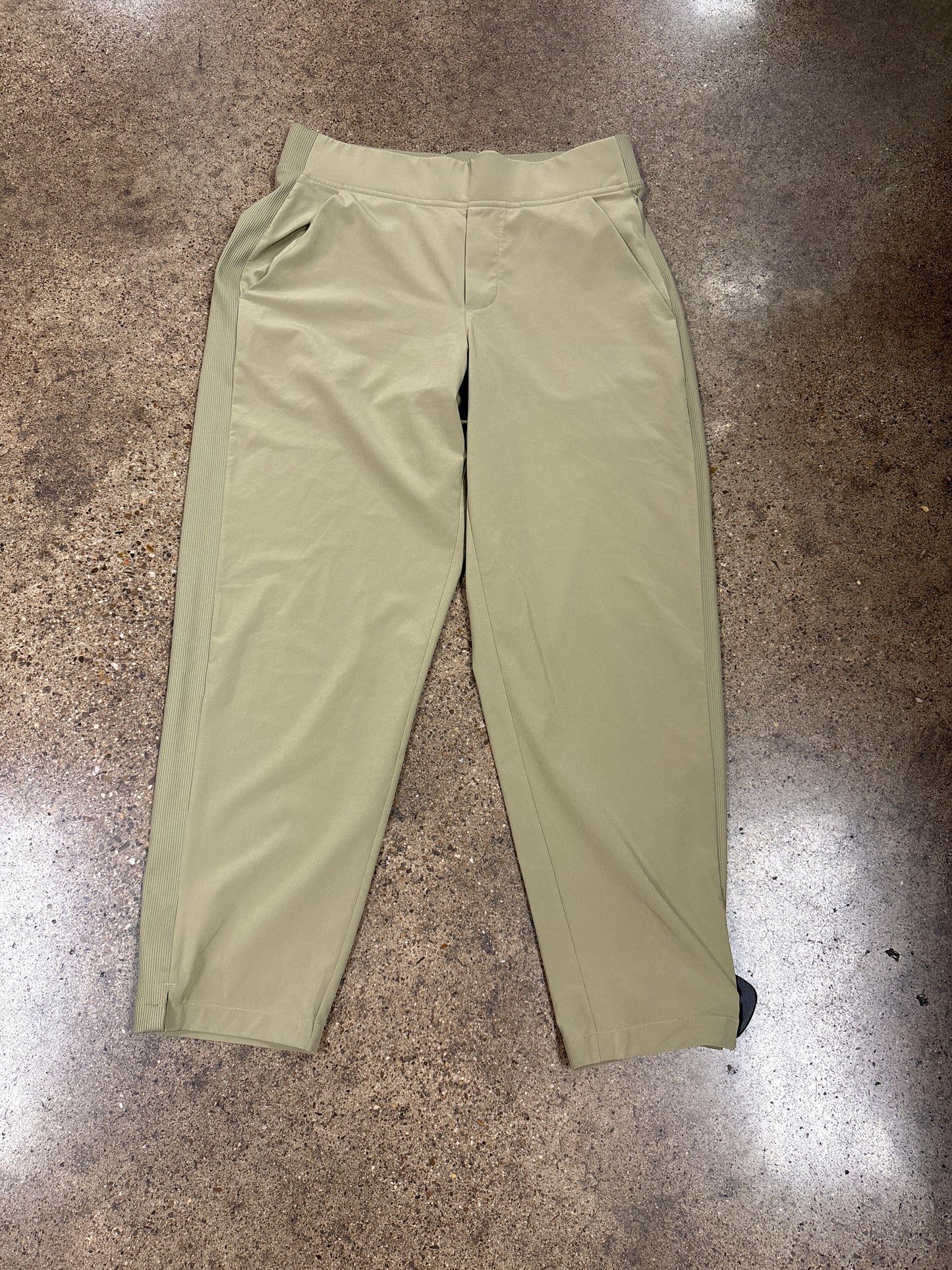 Athletic Pants By Athleta In Green, Size:2