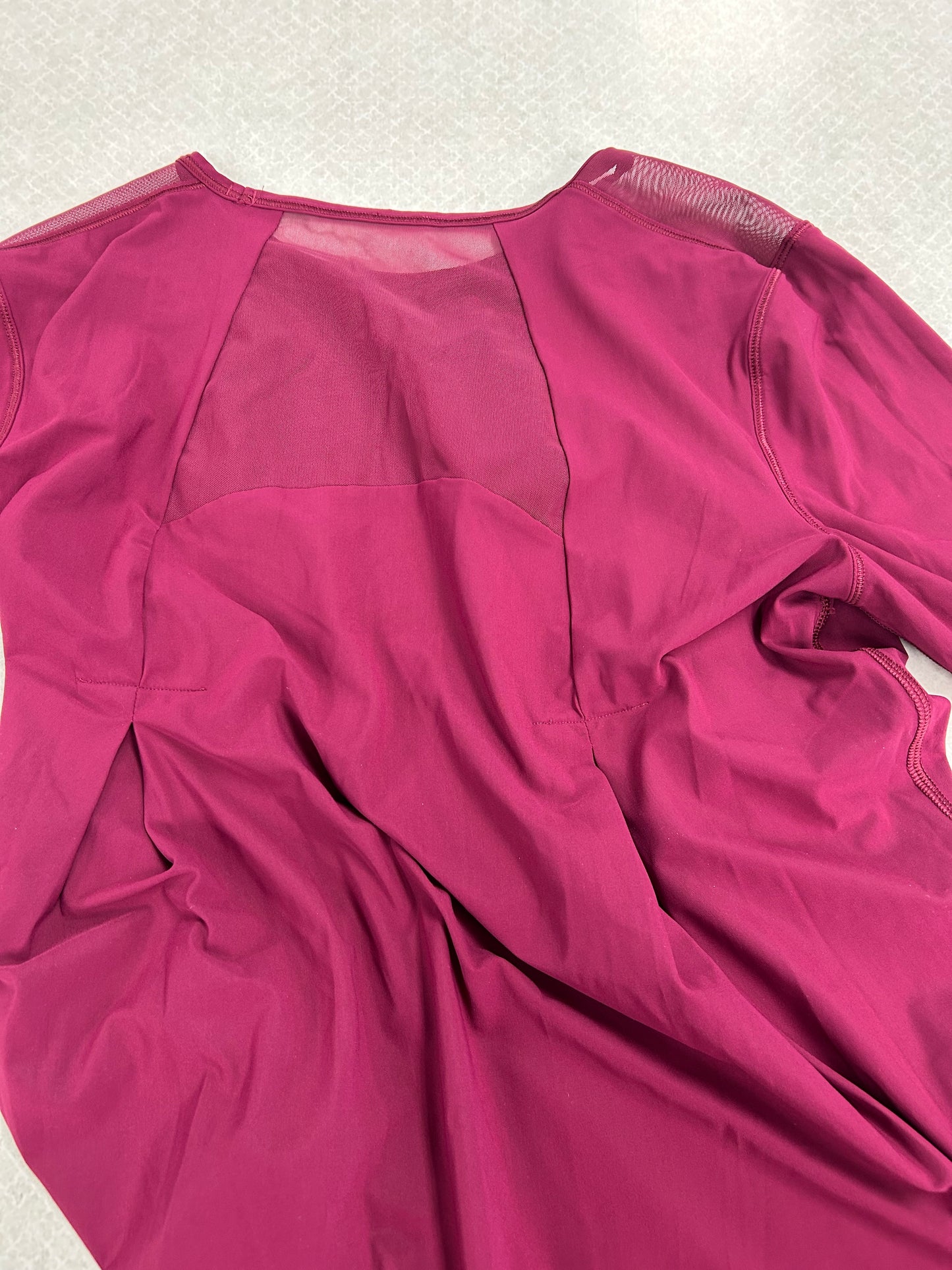 Athletic Top Ls Crewneck By Lululemon In Maroon, Size:6