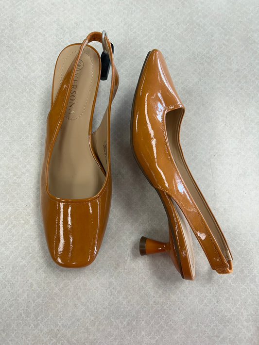 Sandals Heels Kitten By Versona In Tan, Size:6.5