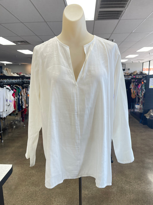 Top Ls By Clothes Mentor In White, Size:Osfm