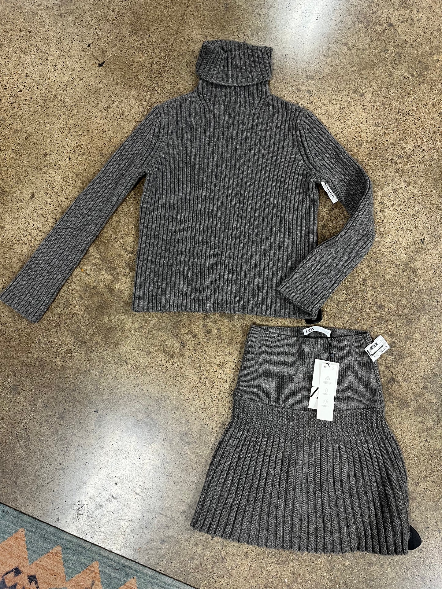 Skirt Set 2Pc By Zara In Grey, Size:S