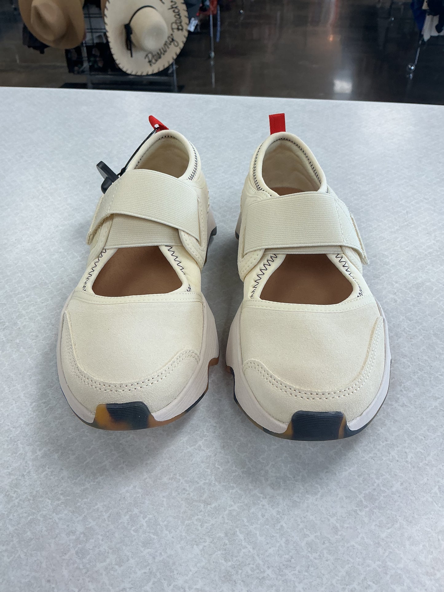 Shoes Sneakers By Sorel In Cream, Size:6