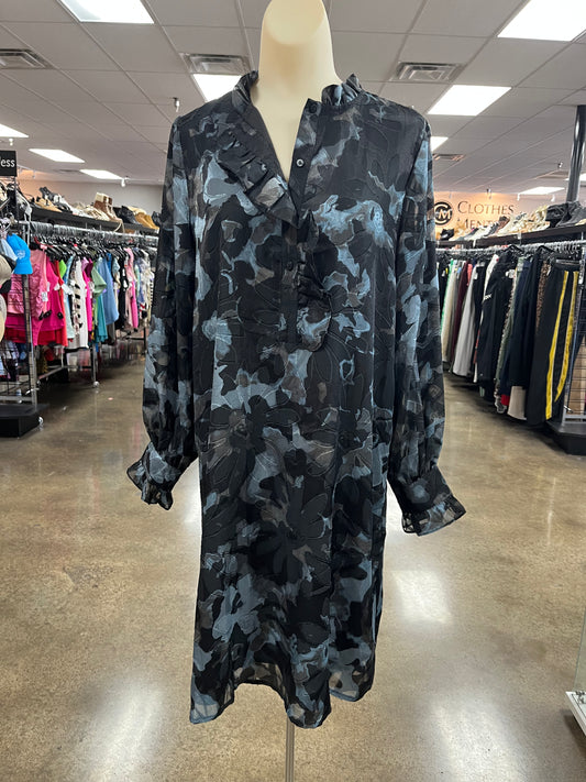 Dress Casual Short By Cmb In Black & Blue, Size:S