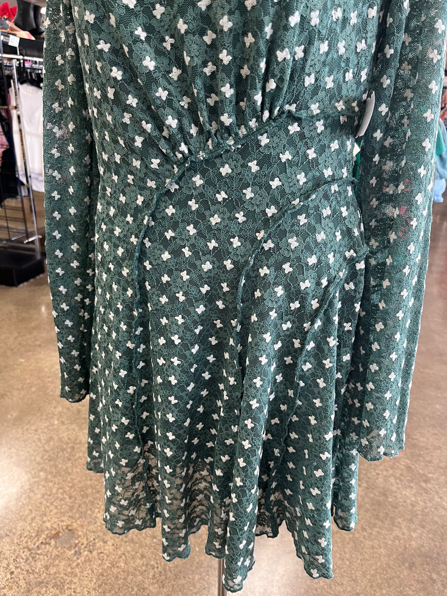 Dress Casual Short By Free People In Green, Size:L