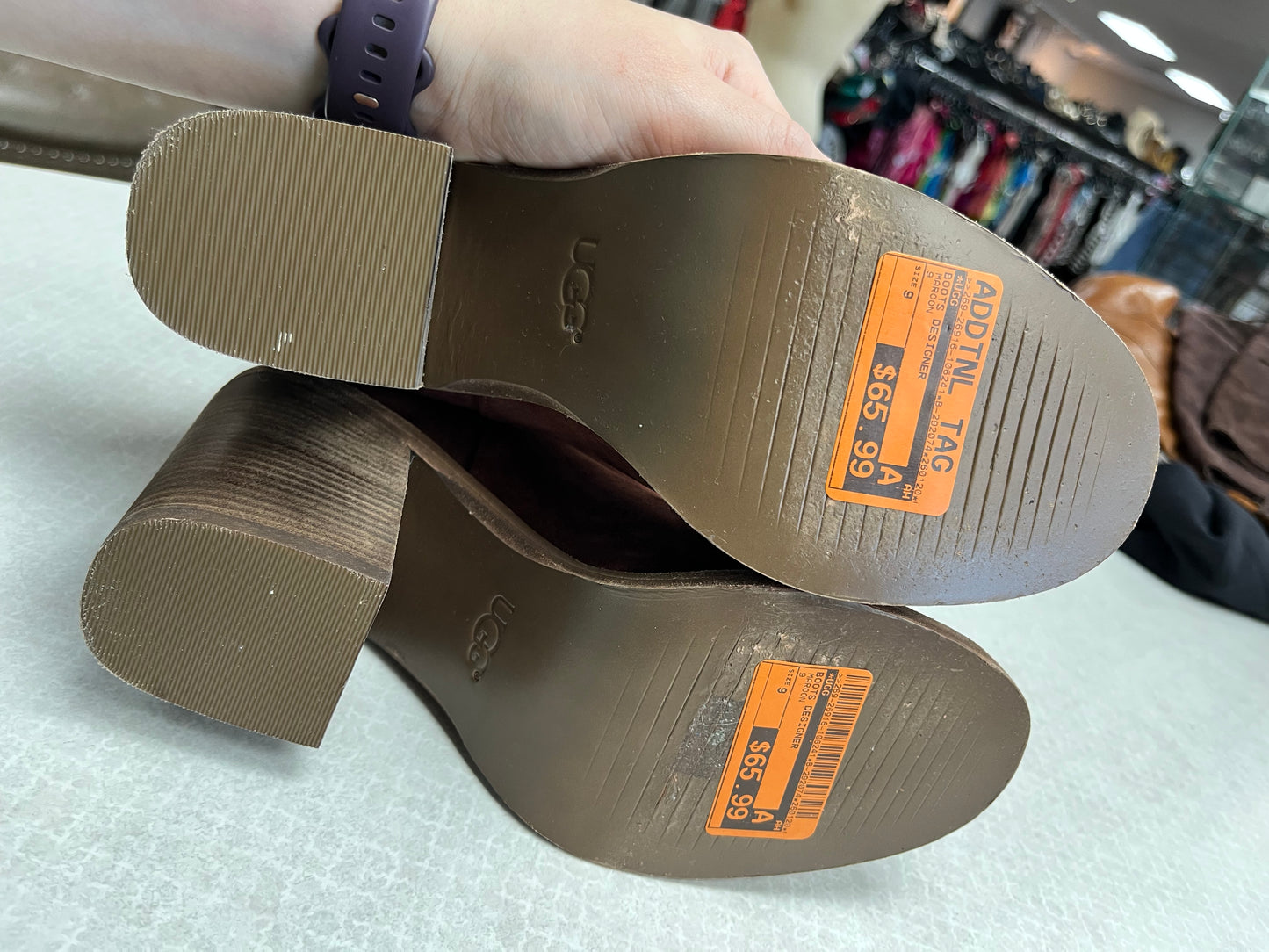 Boots Designer By Ugg In Maroon, Size:9