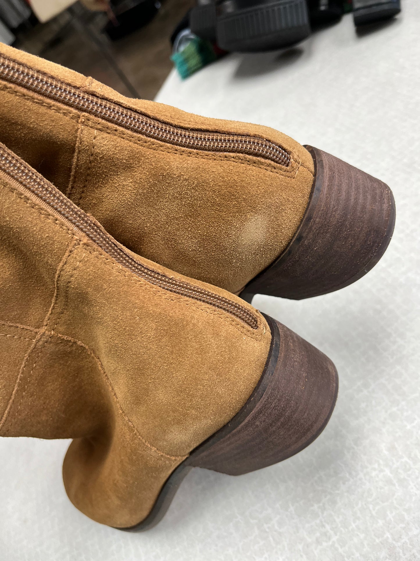 Boots Knee Flats By Gibson And Latimer In Tan, Size:9