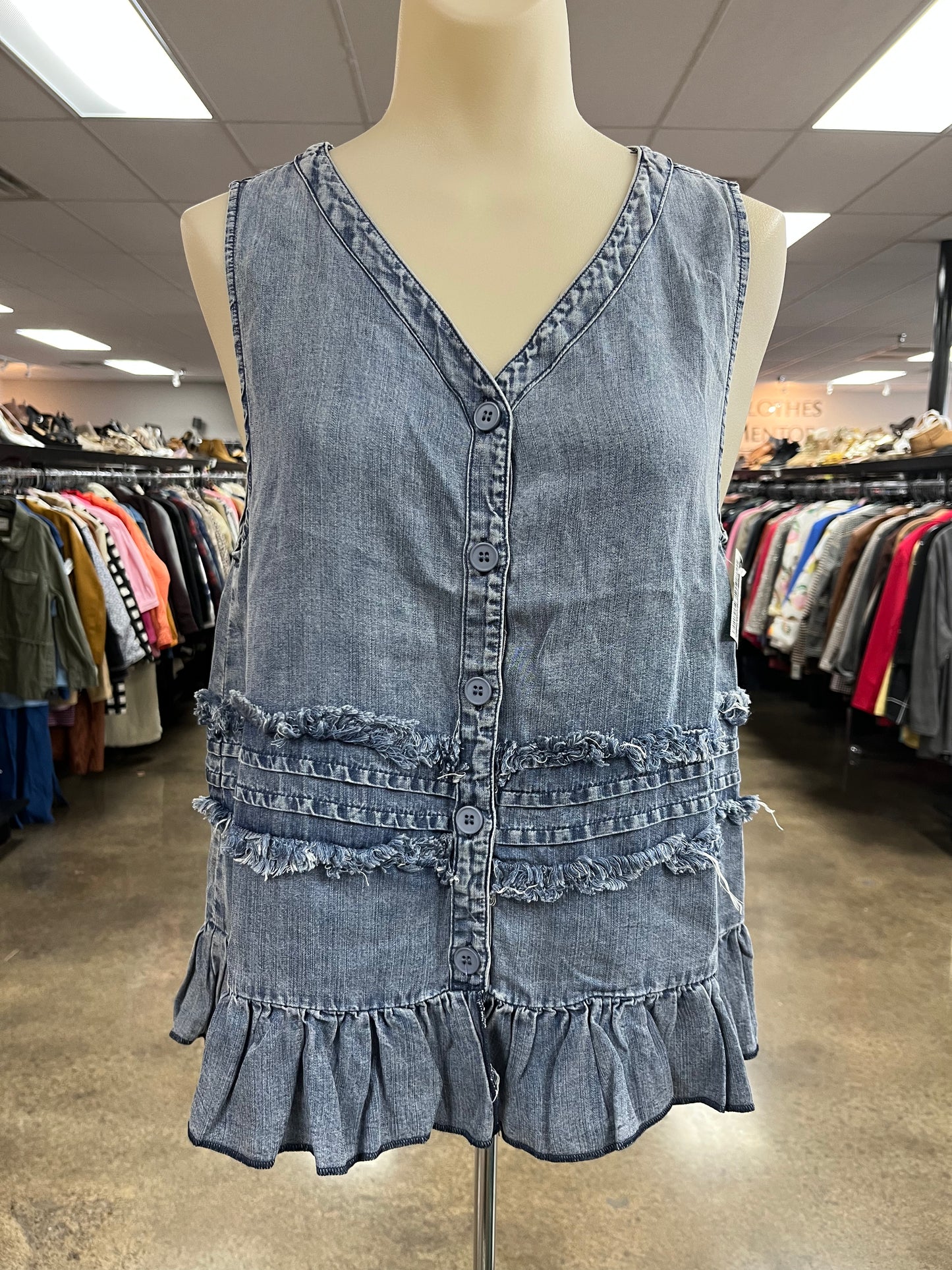 Top Sleeveless By Clothes Mentor In Blue Denim, Size:S