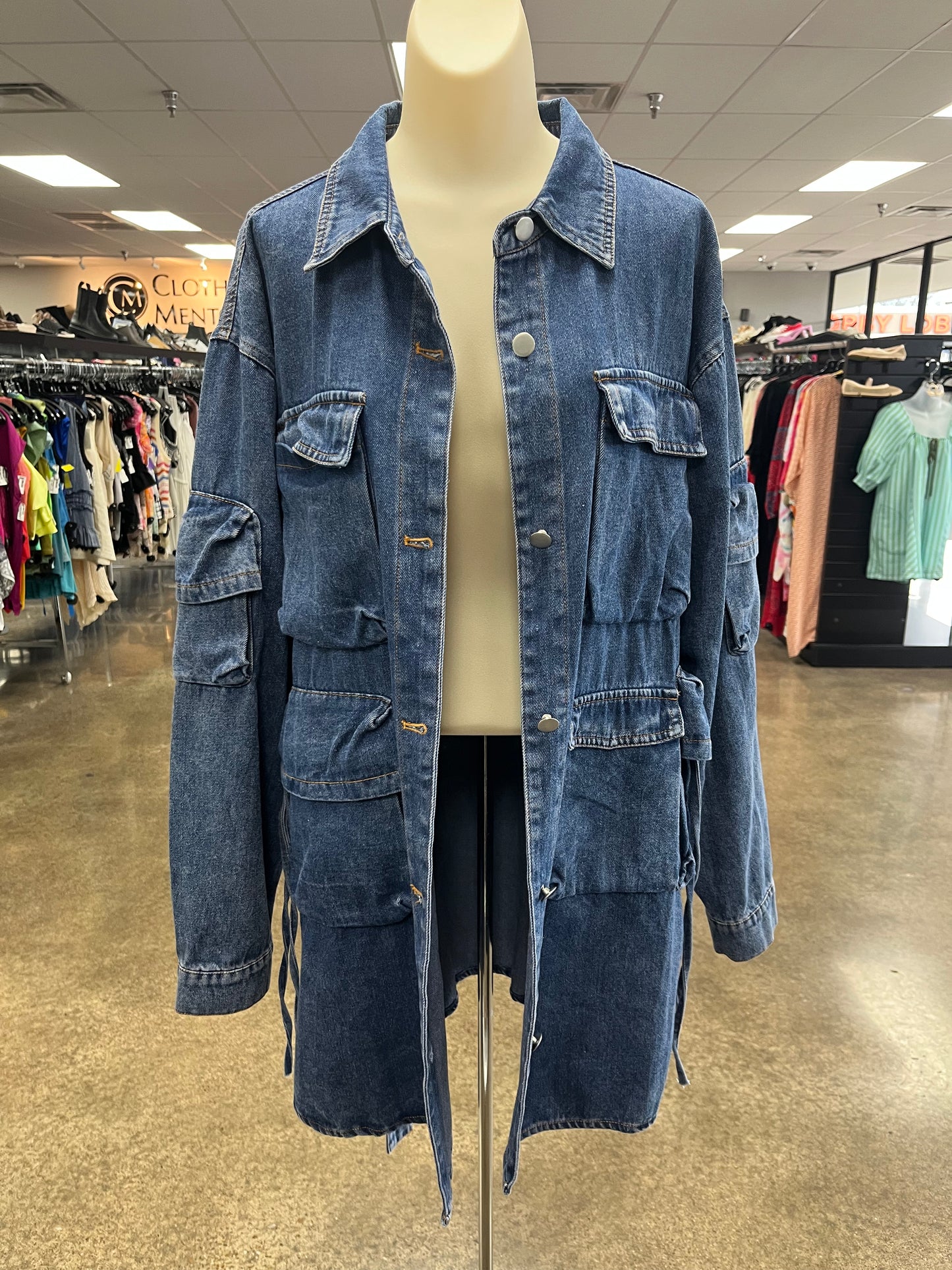 Jacket Denim By Clothes Mentor In Blue, Size:M