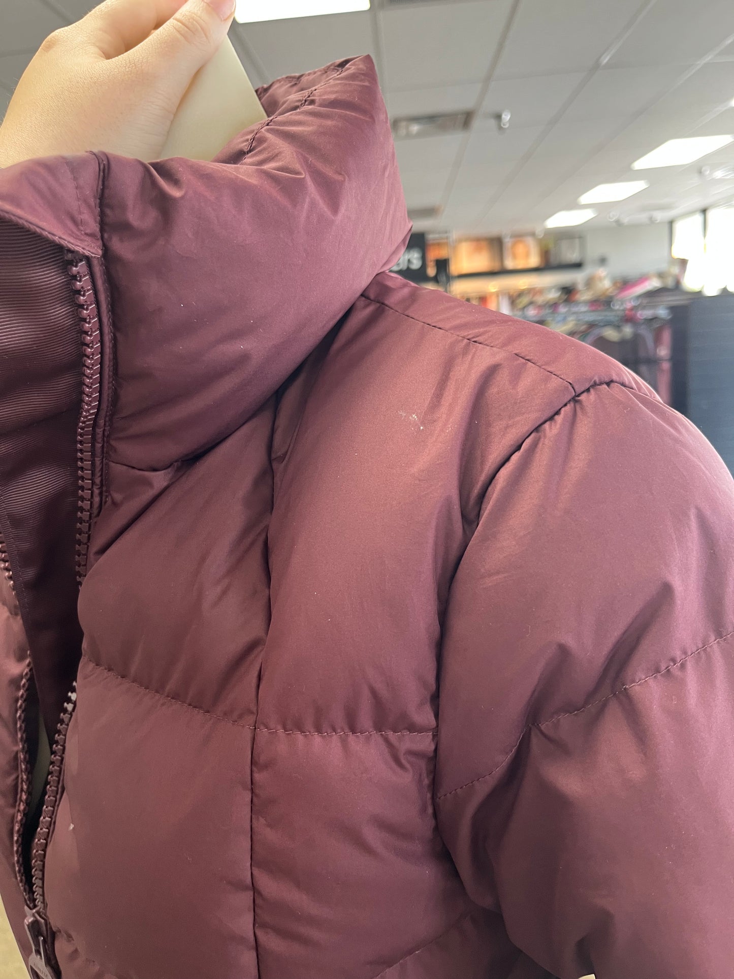 JACKET PUFFER & QUILTED by ATHLETA In MAROON, Size: XXS