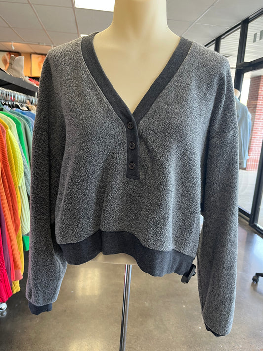 TOP LS by    CLOTHES MENTOR In GREY, Size: XS