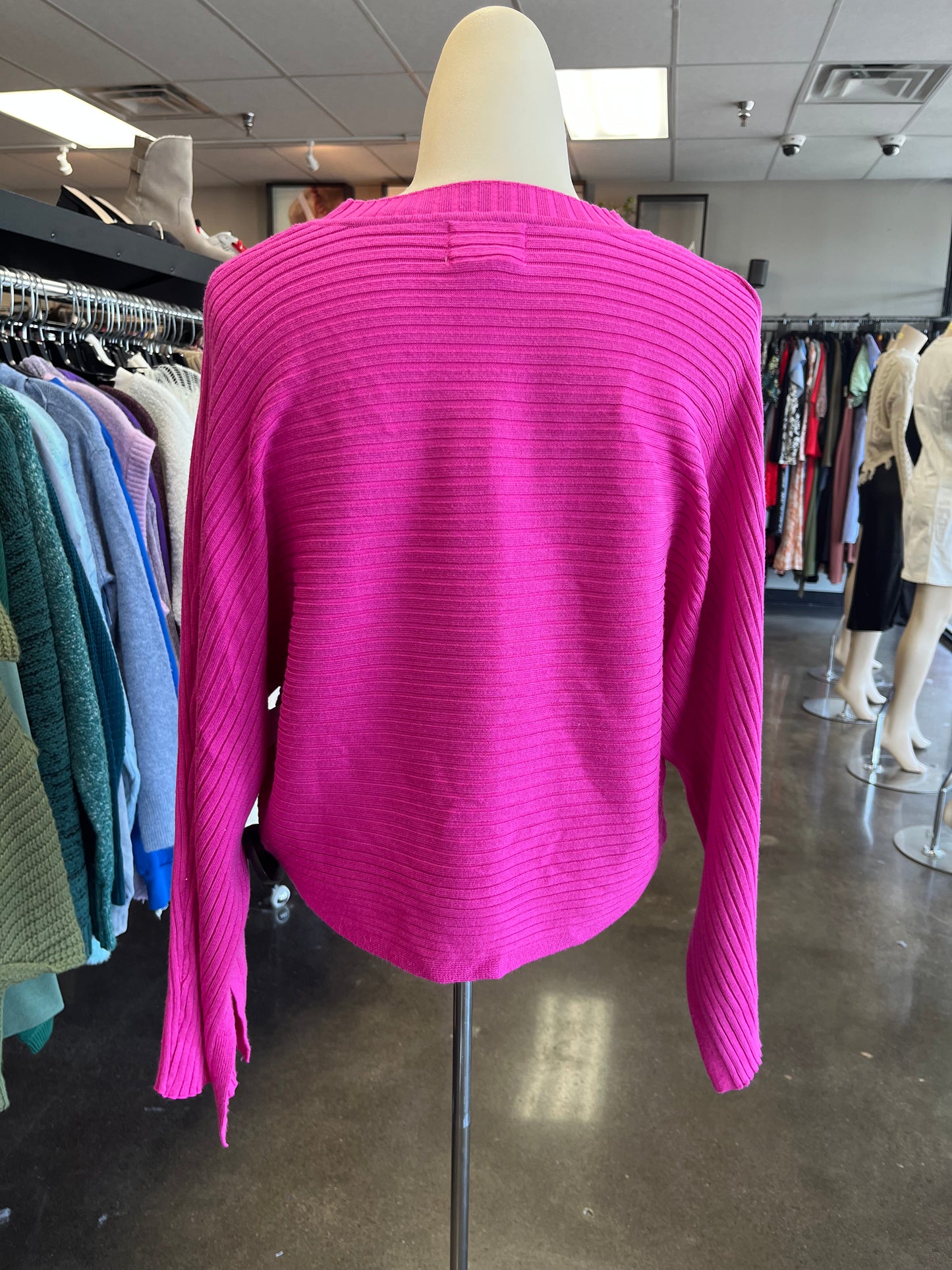 TOP LS by OLIVE AND OAK In PINK, Size: S