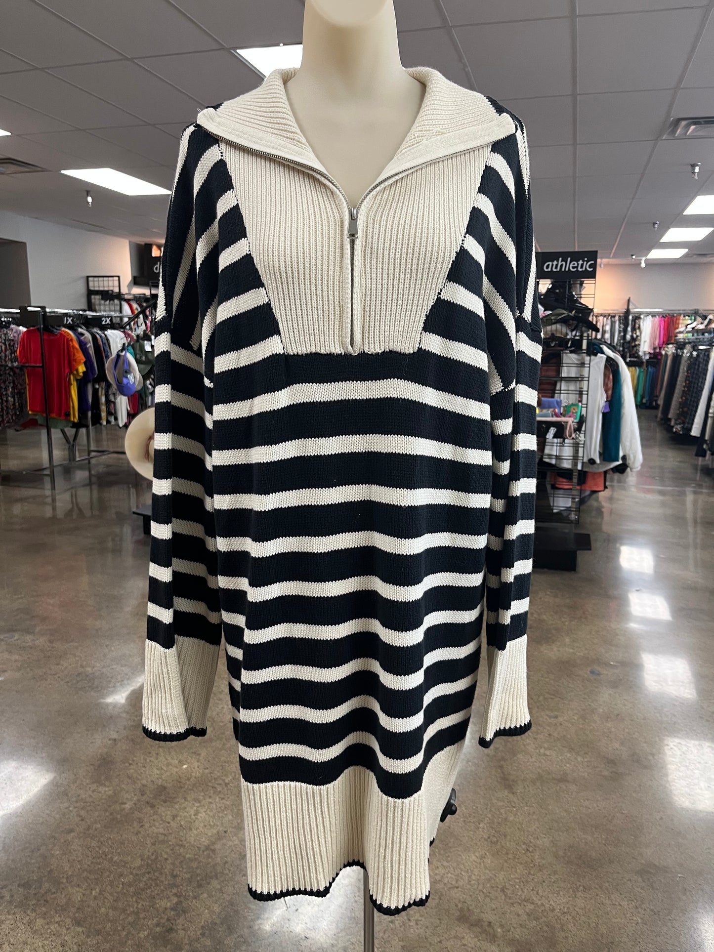 Dress Sweater By Blu Pepper In Black & Cream, Size:M