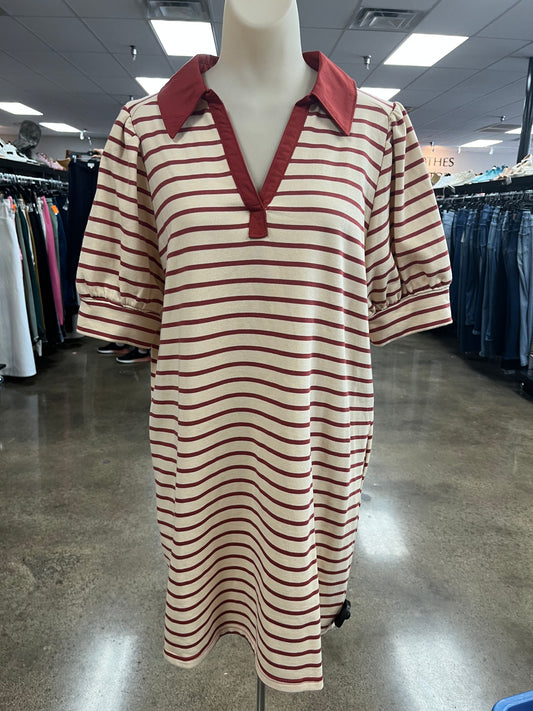 Dress Casual Short By Entro In Cream & Red, Size:M