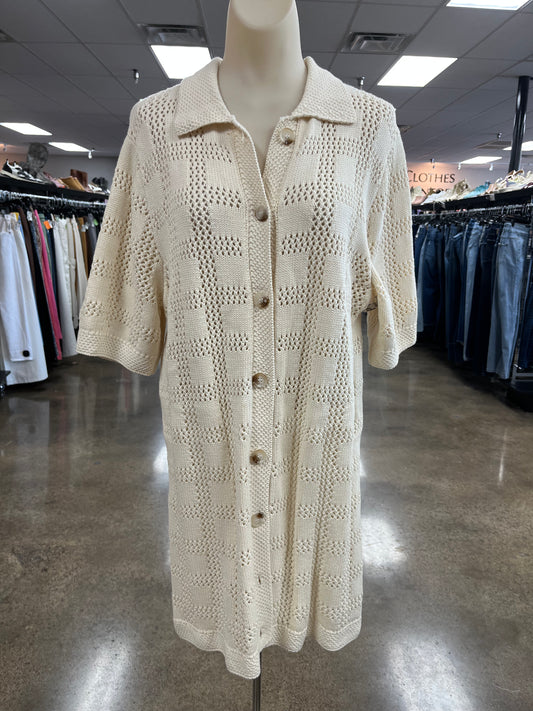 Dress Casual Short By Clothes Mentor In Cream, Size:S