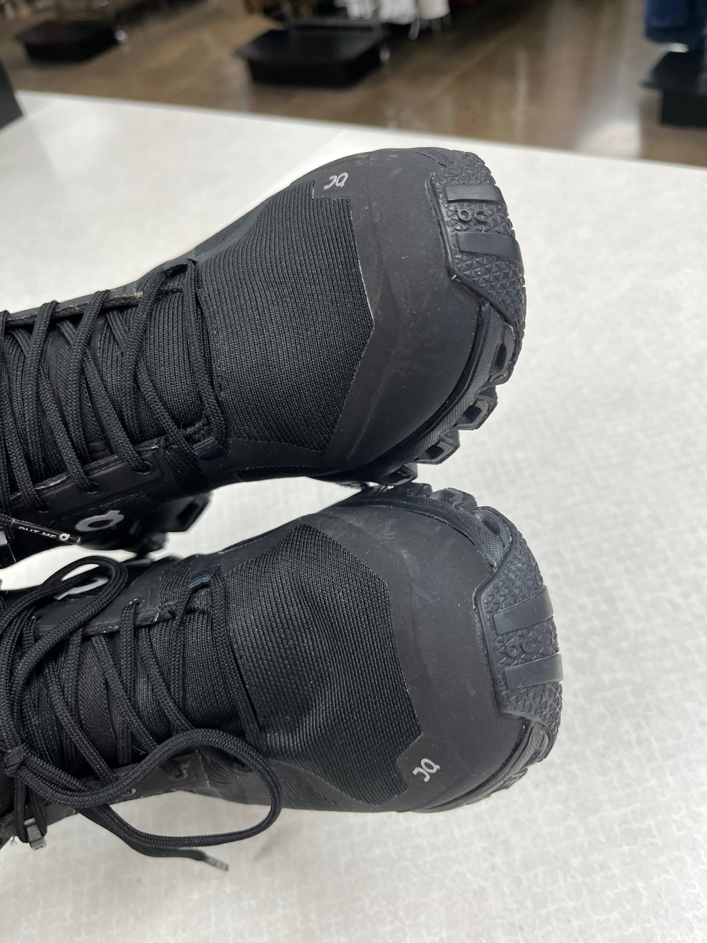 Boots Hiking By On Cloud In Black, Size:7.5