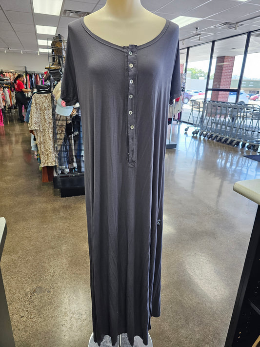 Dress Casual Maxi By Chelsea And Violet In Grey, Size:M