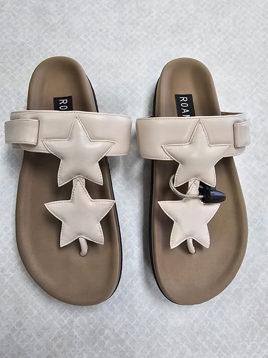 Sandals Flats By Cmb In Cream, Size:7