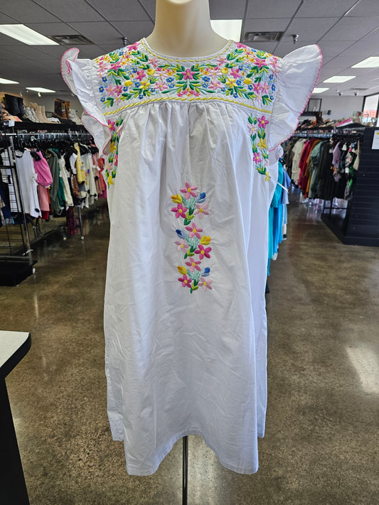Dress Casual Short By Clothes Mentor In White, Size:Xl